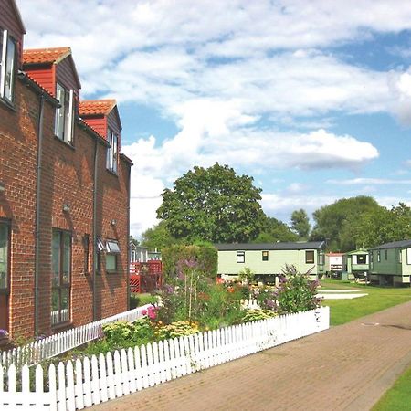 Weir Country Park Hotel Holtby ภายนอก รูปภาพ
