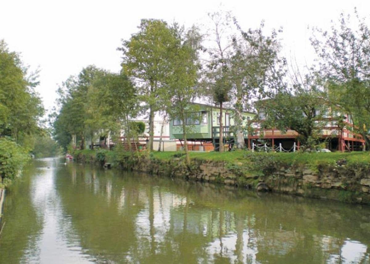 Weir Country Park Hotel Holtby ภายนอก รูปภาพ