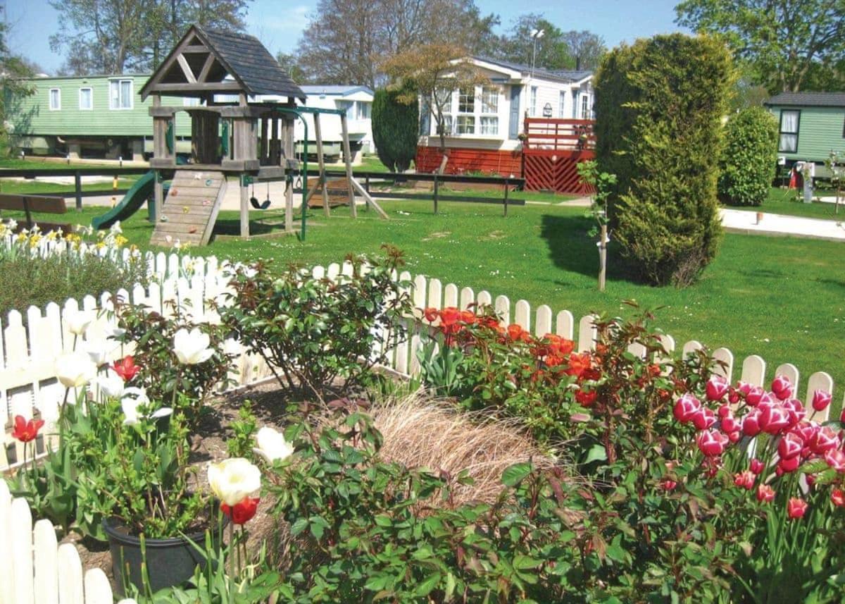 Weir Country Park Hotel Holtby ภายนอก รูปภาพ