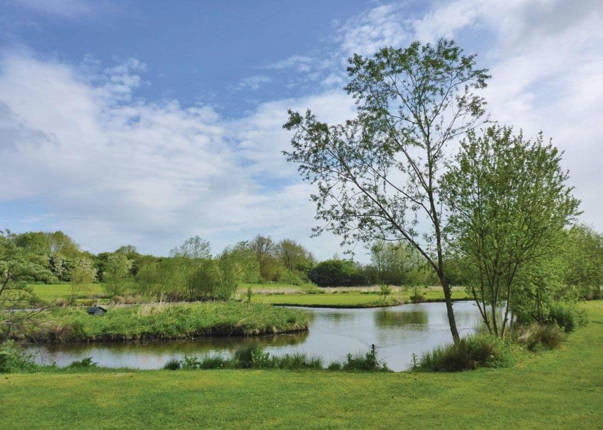 Weir Country Park Hotel Holtby ภายนอก รูปภาพ