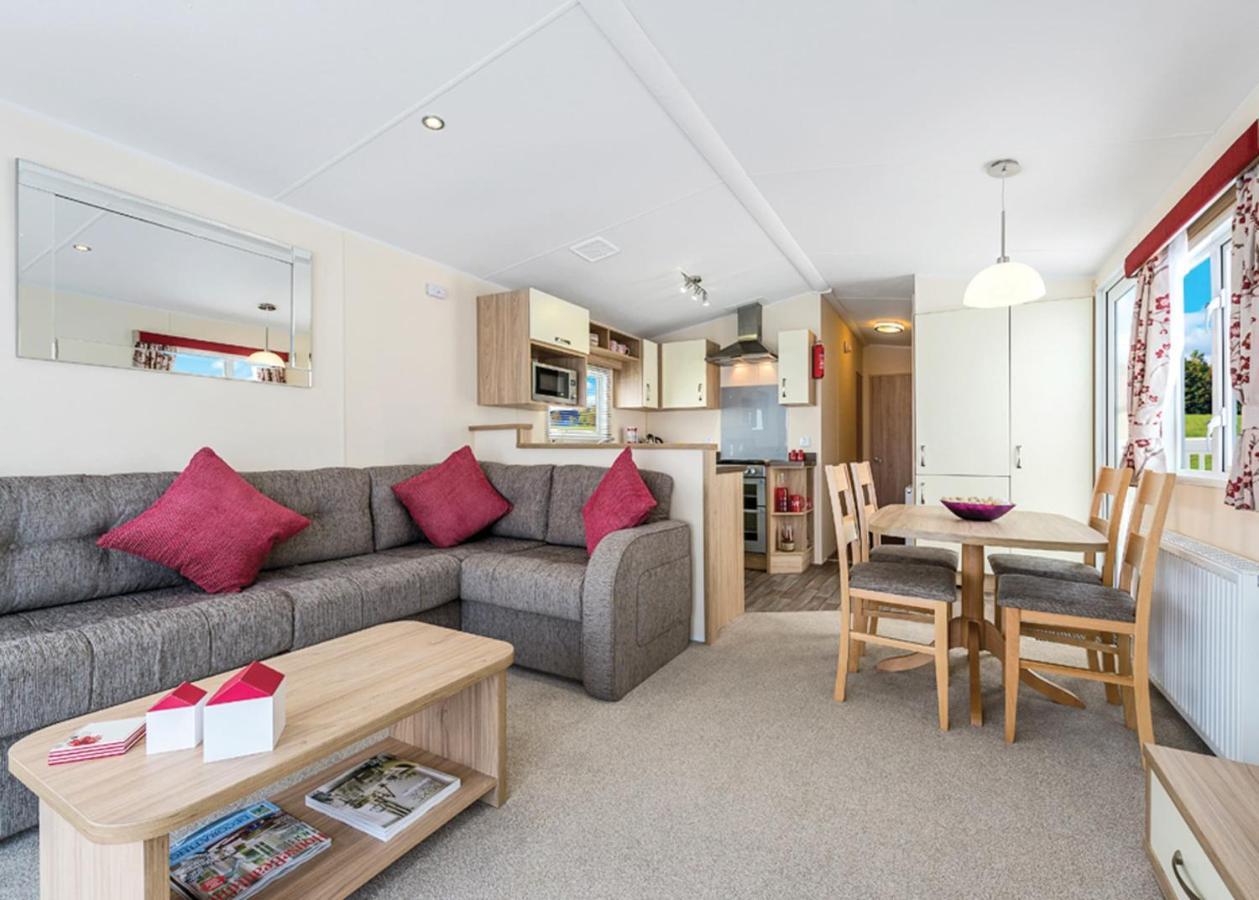 Weir Country Park Hotel Holtby ภายนอก รูปภาพ